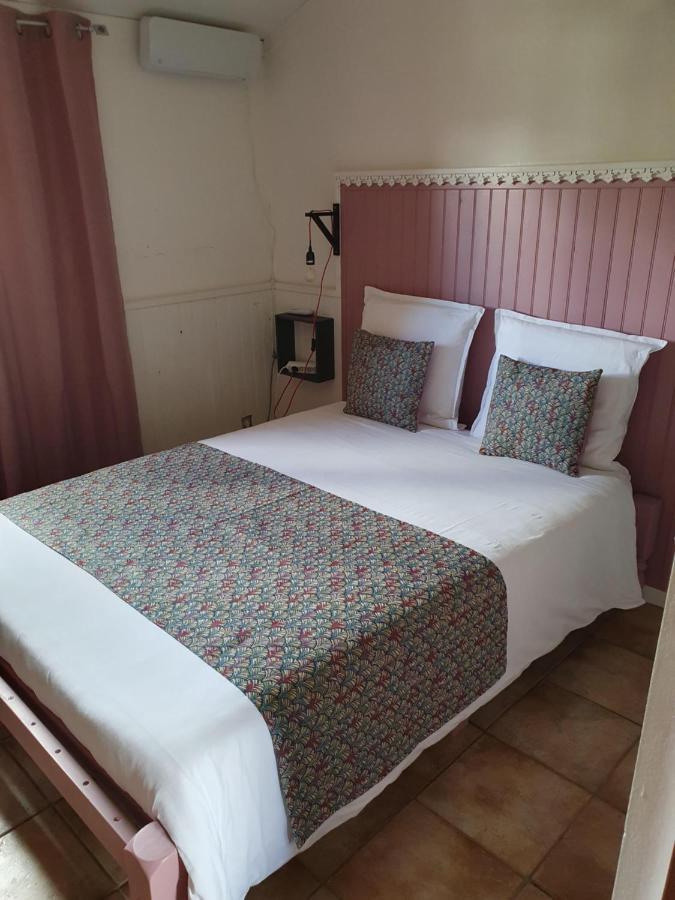 Chambres Et Table D'Hote Les Hortensias La Plaine des Cafres Exterior photo